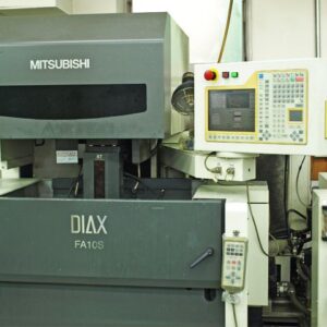 NCワイヤー加工機
